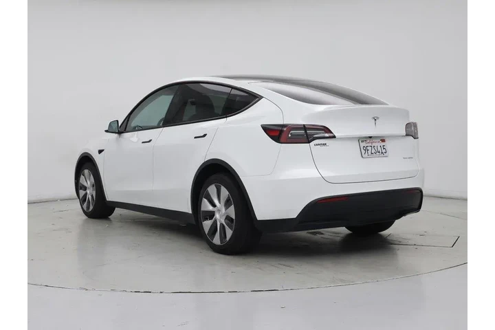 $35998 : Tesla Model Y 2023 AWD Long image 2