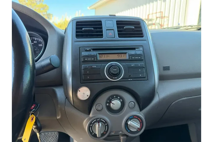 $10500 : Nissan Versa 2013 1.6 S 4dr image 9