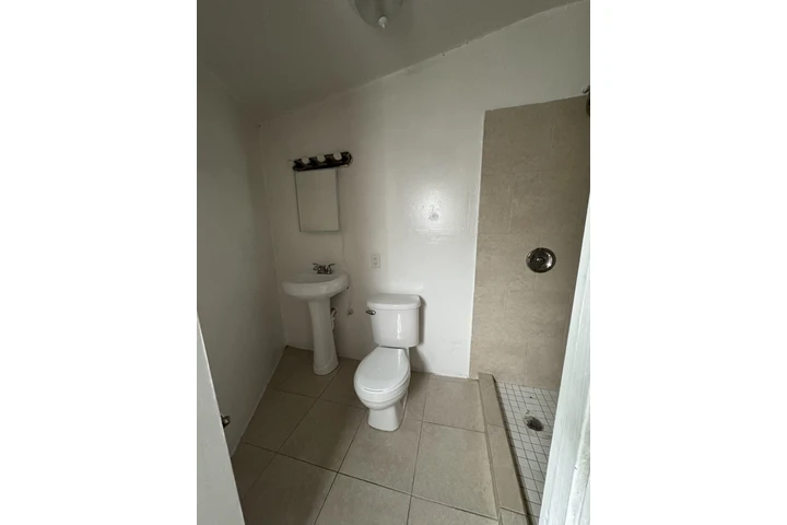 $1200 : Efficiency image 4