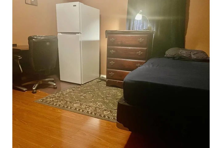 $600 : cuarto en katy image 1