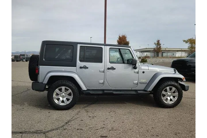 $14988 : Jeep Wrangler Unlimited 2014 image 2