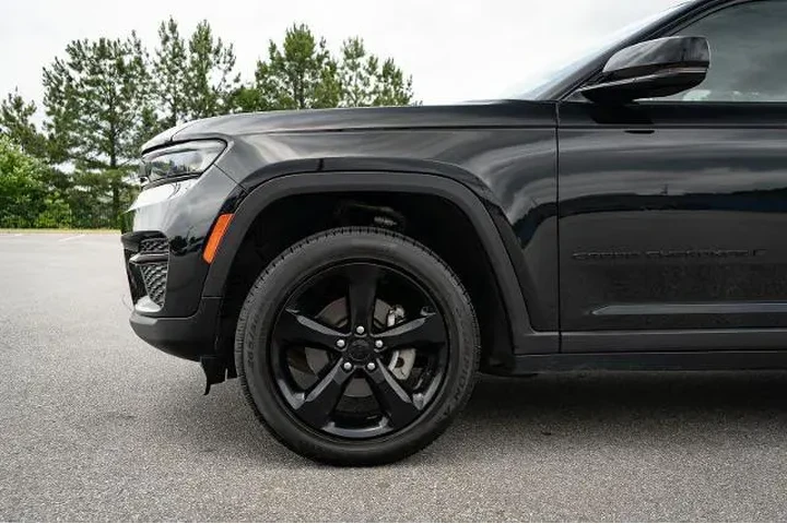 $30877 : Jeep Grand Cherokee 2022 4x4 image 4