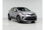 Toyota C-HR 2020 XLE 4dr Cro en Hialeah