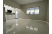 $1200 : Freshly painted spacious home thumbnail