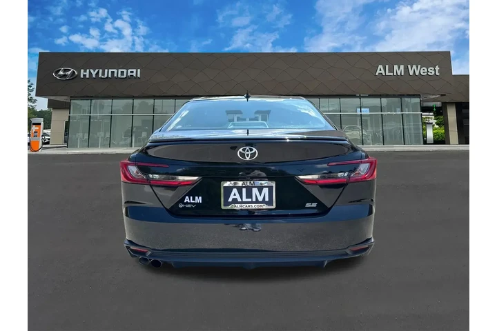 $25820 : Toyota Camry 2025 SE 4dr Sed image 6