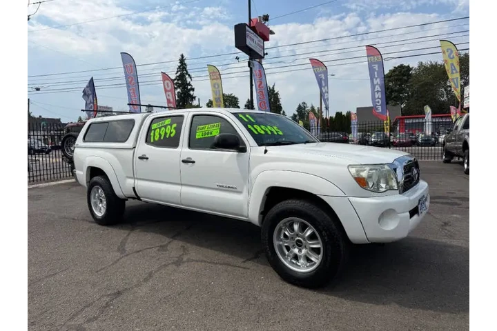$18995 : 2011 Tacoma PreRunner V6 image 3