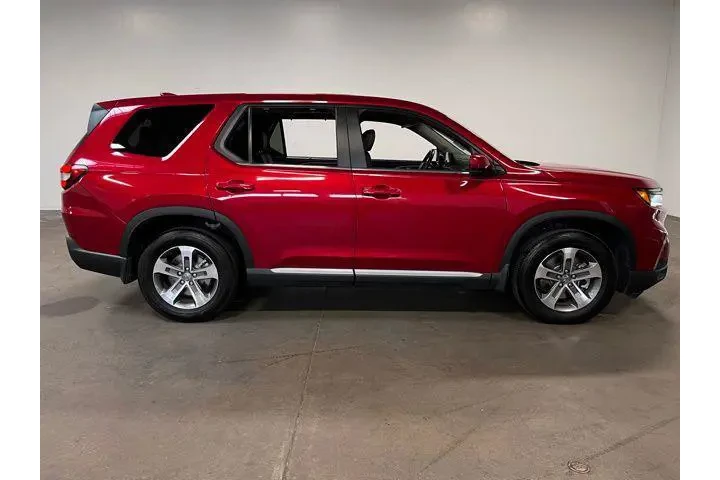 $37991 : Honda Pilot 2024 EX-L 4dr SU image 2