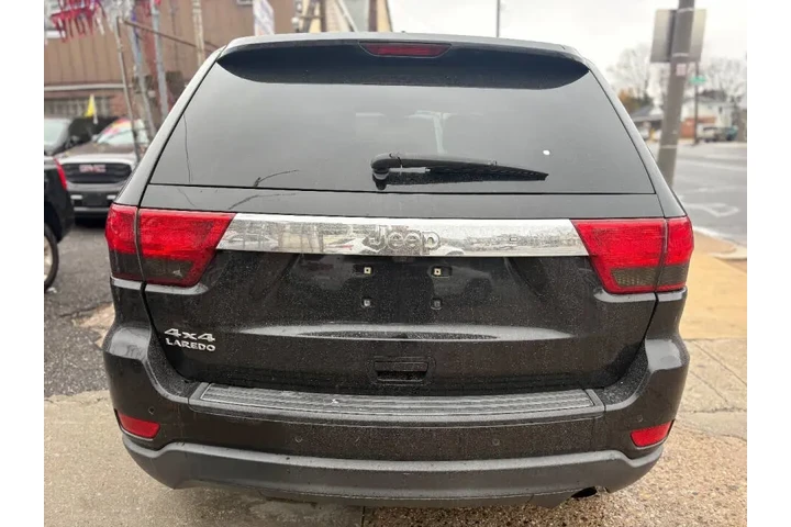 $8999 : 2011 Grand Cherokee image 5