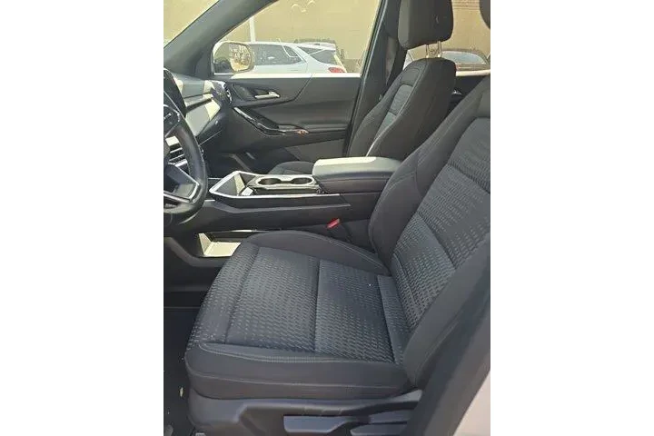 $26500 : Chevrolet Equinox 2025 4x4 L image 5