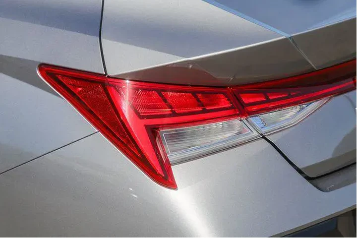 $21491 : Hyundai ELANTRA 2025 SEL Con image 10