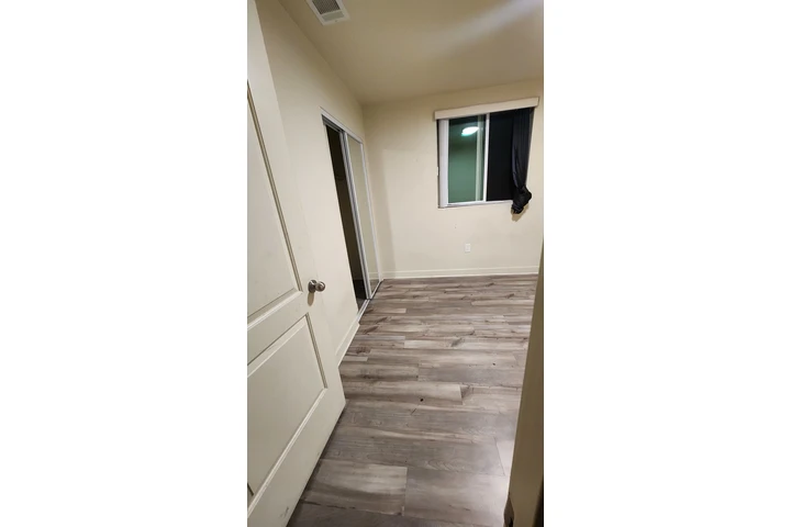 $850 : SE RENTA CUARTO image 2