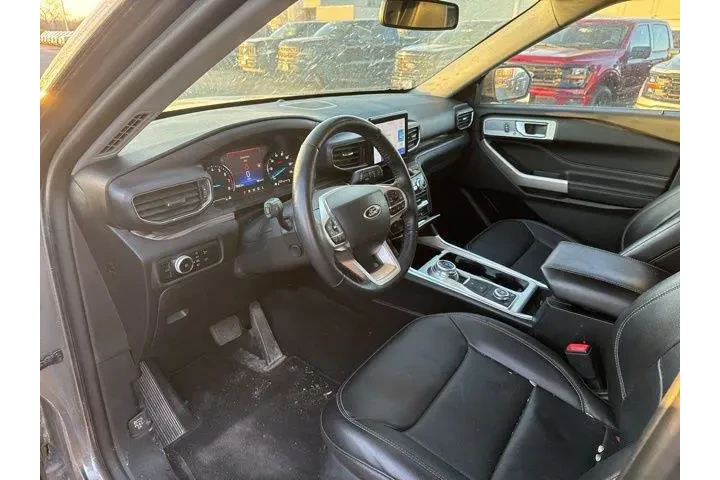 $28000 : Ford Explorer 2022 AWD Limit image 10