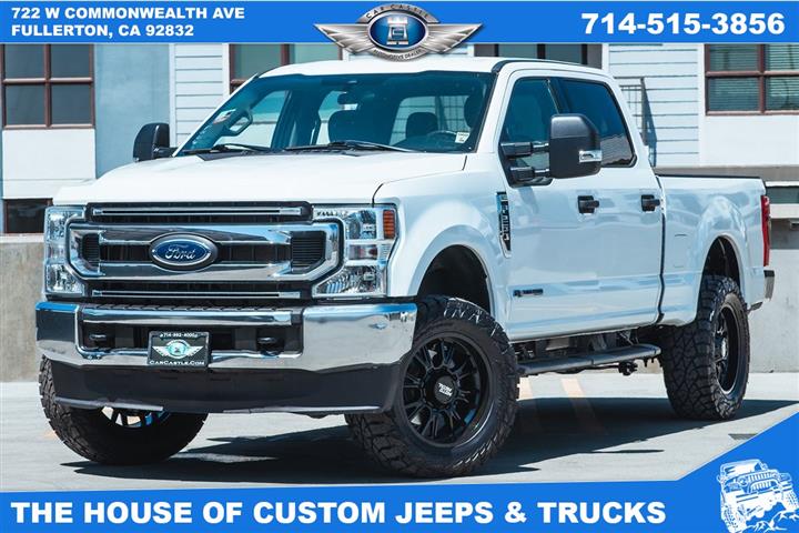 2021 Super Duty F-250 SRW XLT image 1