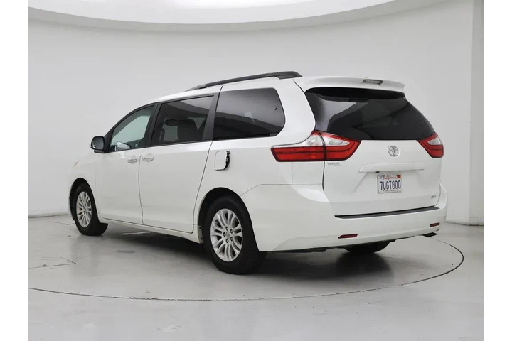 $22998 : Toyota Sienna 2016 Limited 7 image 2