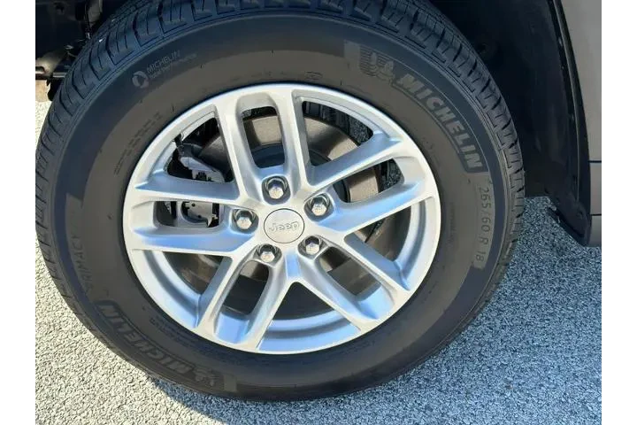 $34000 : Jeep Grand Cherokee 2024 4x4 image 6