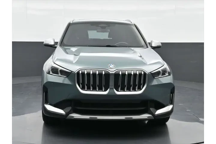 $33791 : BMW X1 2023 AWD xDrive28i 4d image 6