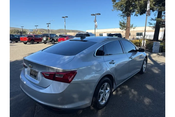 $9999 : Chevrolet Malibu 2018 LS 4dr image 4