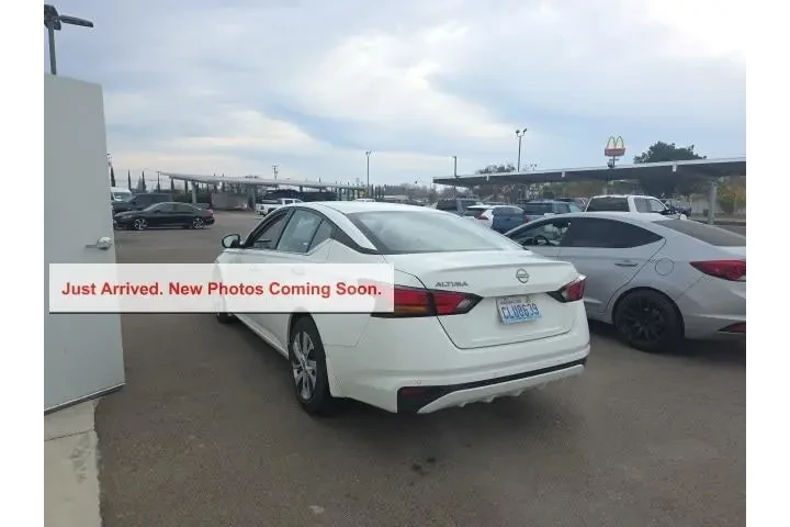 $18300 : Nissan Altima 2023 2.5 S 4dr image 4