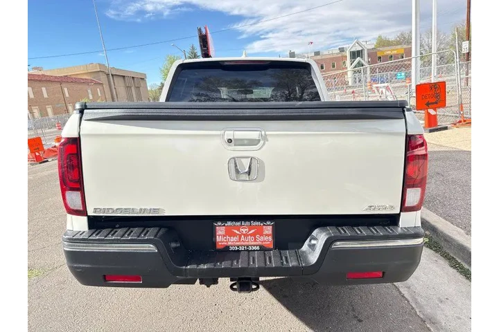 $17495 : 2017 Ridgeline RTL-T image 5