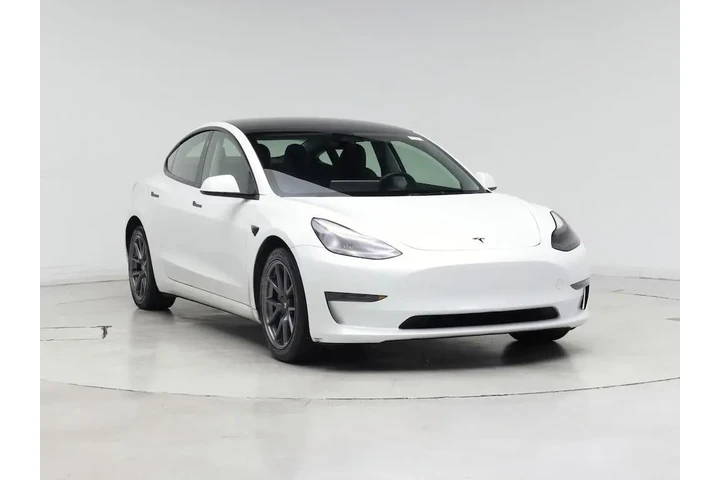 $25998 : Tesla Model 3 2023 4dr Sedan image 1