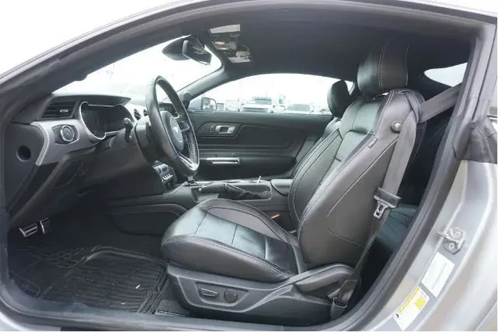 $27888 : Ford Mustang 2022 EcoBoost 2 image 7