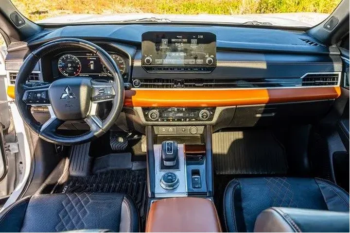 $21997 : Mitsubishi Outlander 2022 SE image 8