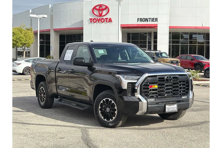 $39086 : Toyota Tundra 2023 4x4 SR5 4 image 1