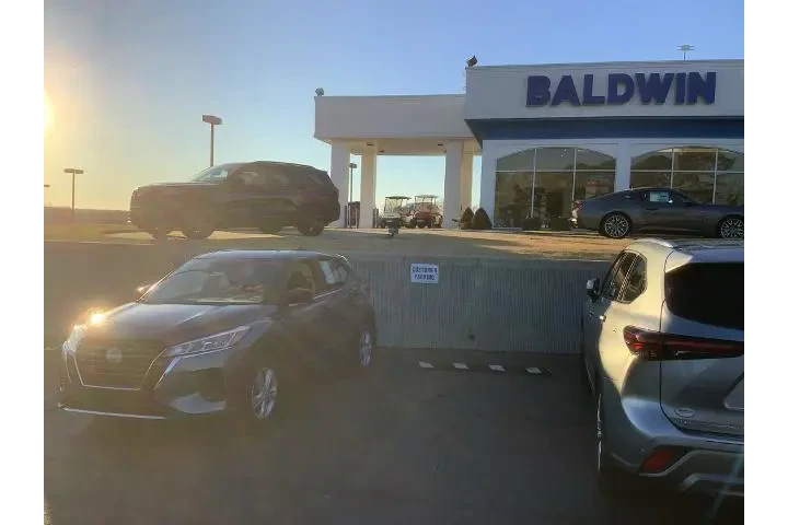 $21950 : Nissan Kicks 2024 S 4dr Cros image 3