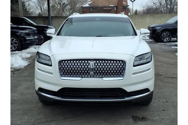 $39995 : Lincoln Nautilus 2023 AWD Re image 2