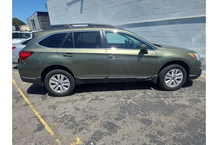 $15950 : Subaru Outback 2016 AWD 2.5i image 8