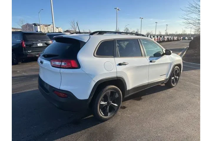 $11000 : Jeep Cherokee 2017 Sport 4dr image 7