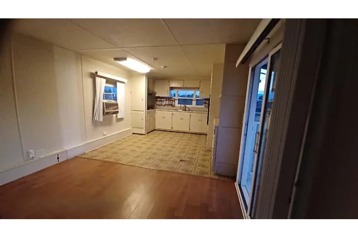 $1800 : MOBILE HOME FOR RENT (PHELAN) image 4
