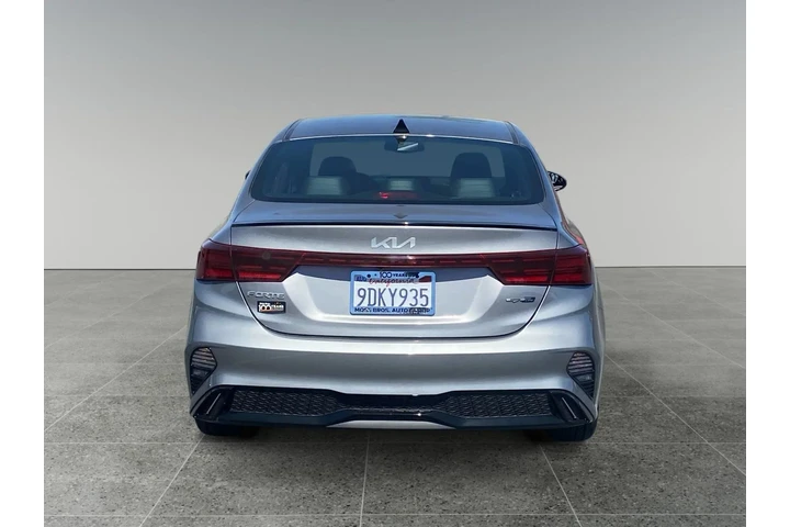 $23936 : Kia Forte 2023 GT-Line 4dr S image 4