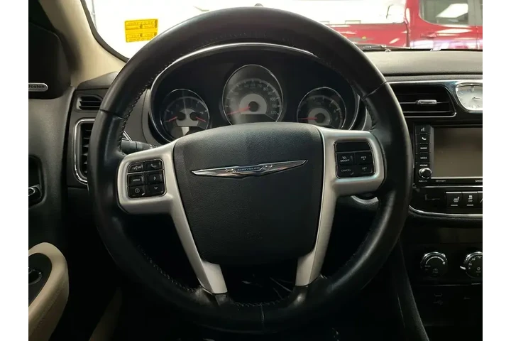 $9598 : Chrysler 200 2014 Limited 4d image 8