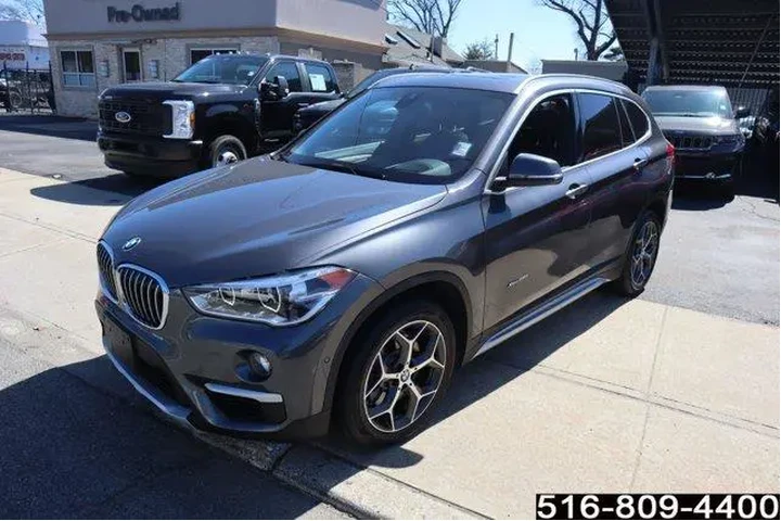 $16747 : BMW X1 2017 AWD xDrive28i 4d image 7