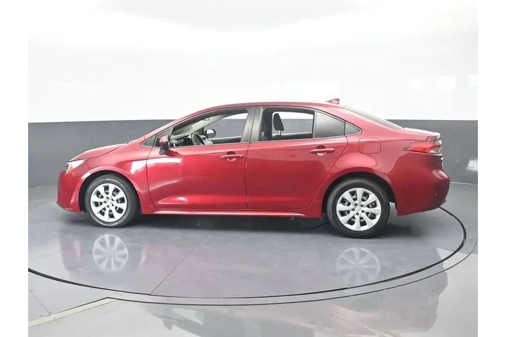 $17333 : Toyota Corolla Hybrid 2023 S image 3