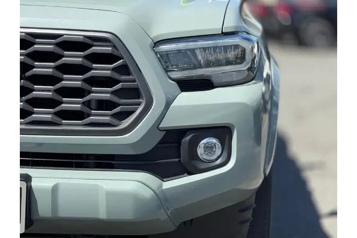 $24995 : Toyota Tacoma 2022 4x2 TRD S image 7