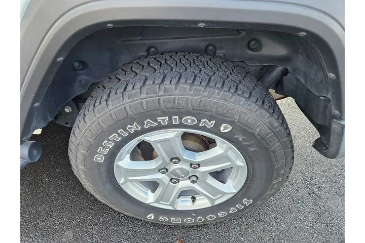 $28991 : Jeep Wrangler Unlimited 2021 image 5