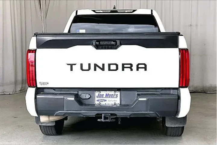 $33161 : Toyota Tundra 2022 4x2 SR5 4 image 4