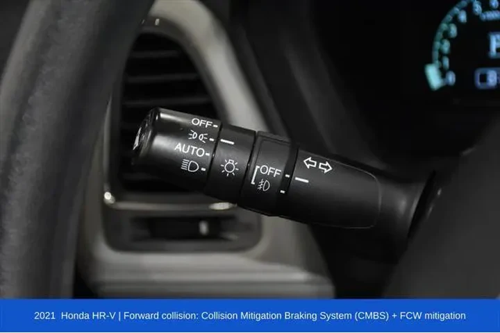 $13695 : Honda HR-V 2021 AWD EX 4dr C image 10