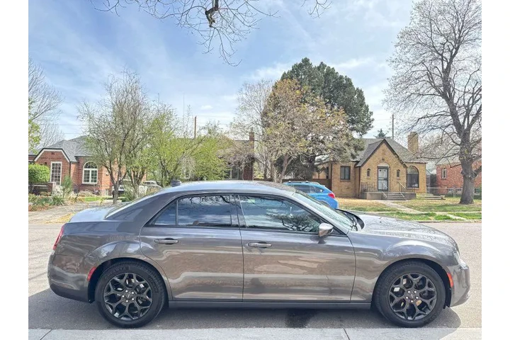 $14995 : 2019 300 300S AWD image 4