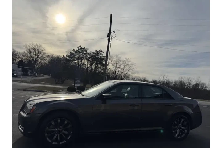 $8999 : 2014 300 S image 8