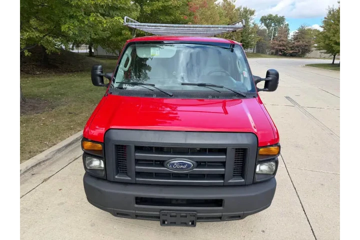 $9995 : 2013 E-Series E-250 image 3
