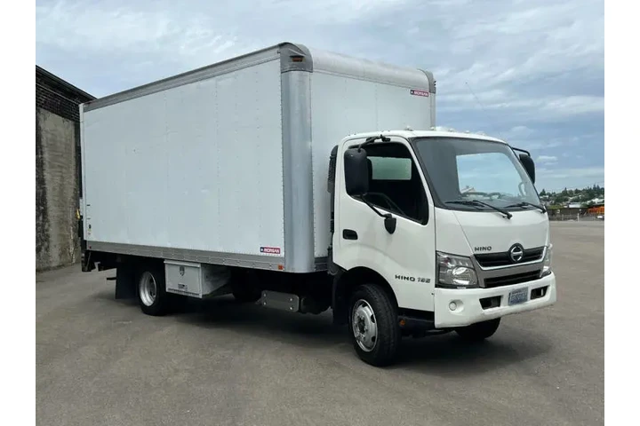$30988 : 2017 Hino 195 image 9