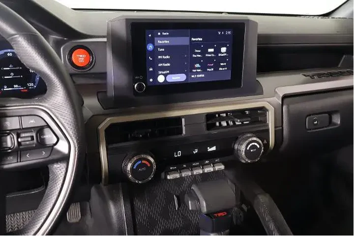 $38889 : Toyota Tacoma 2025 4x4 SR5 4 image 5