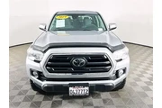 $31800 : Toyota Tacoma 2019 4x2 TRD O thumbnail