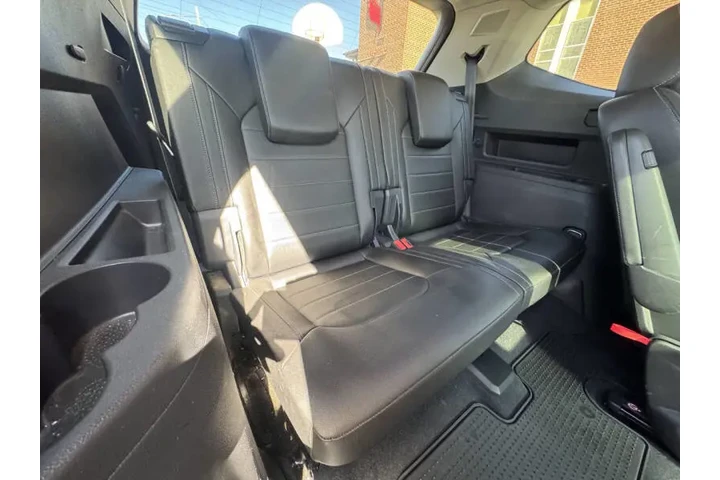 $12999 : 2019 Atlas V6 SEL Premium 4Mo image 10