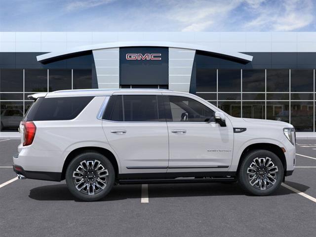 $102720 : New 2024 Yukon Denali Ultimate image 5