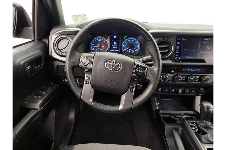 $34998 : Toyota Tacoma 2021 4x4 TRD O image 10