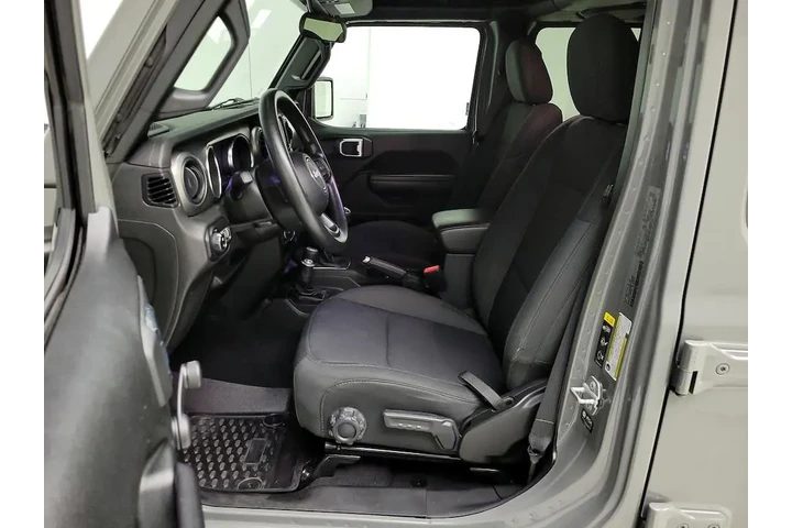 $28998 : Jeep Gladiator 2021 4x4 Spor image 10